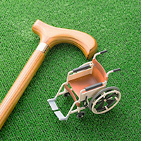 故人が高齢だったため、知らせる方が少ない