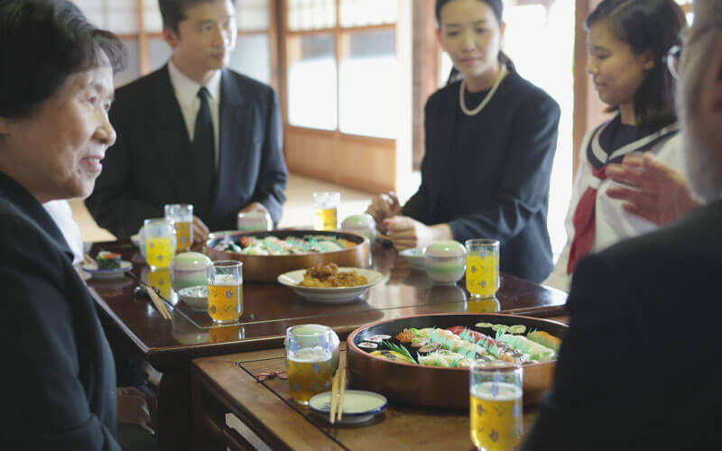 法事は何回忌まで行うべき？弔い上げの時期や注意点を解説します